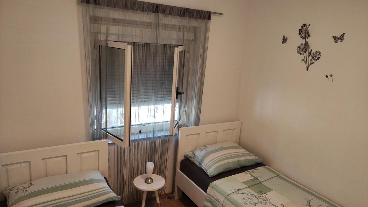 Apartmani Maslina Žuljana Esterno foto