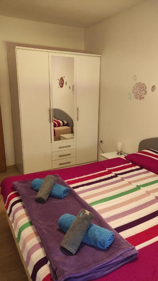 Apartmani Maslina Žuljana Esterno foto