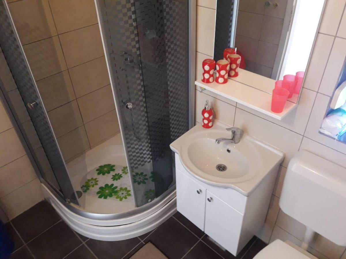Apartmani Maslina Žuljana Esterno foto